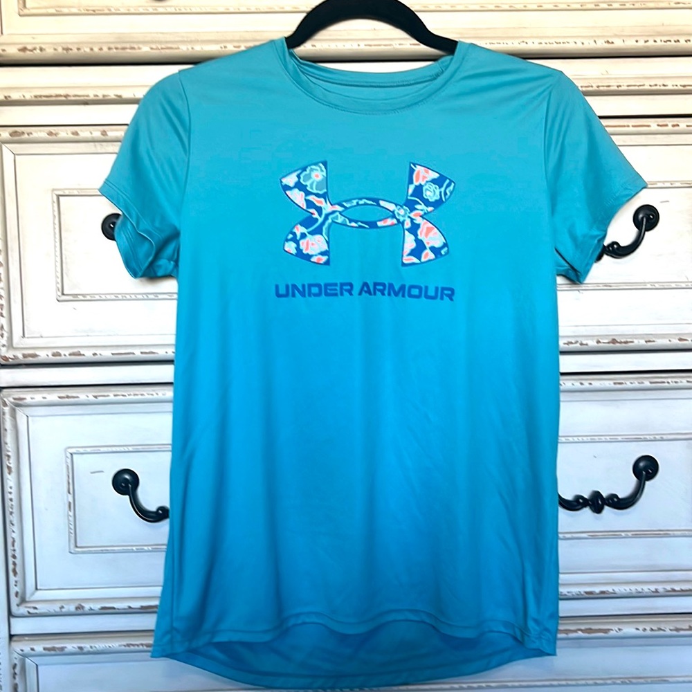 Girls Under Armour T-shirt